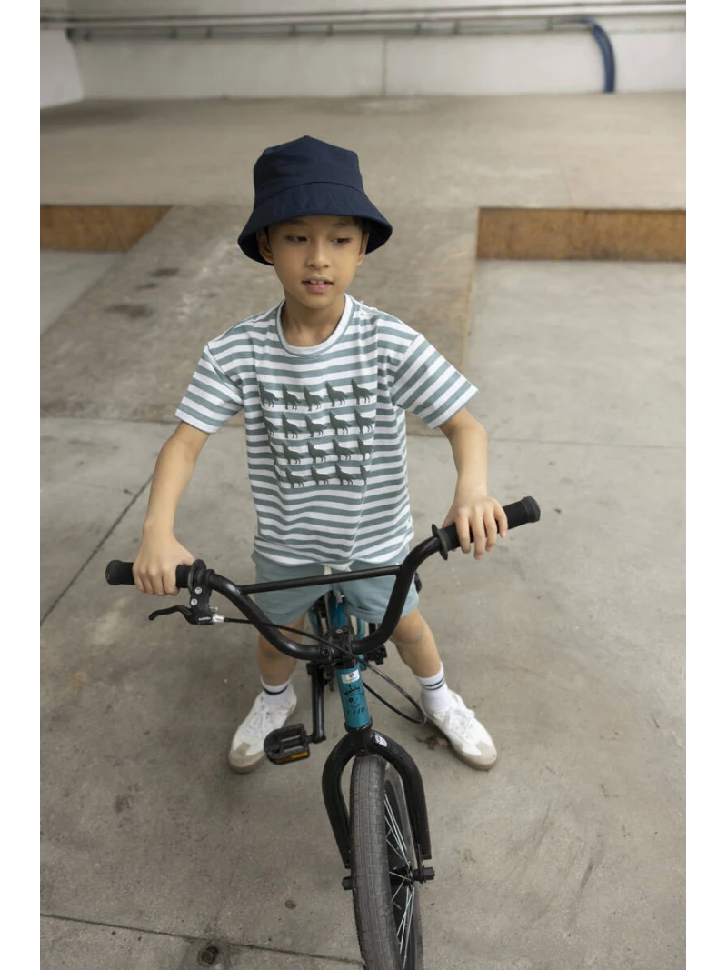 Detský klobúk s vlkom