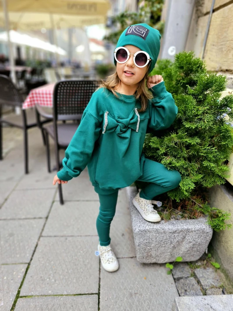 Dievčenská prechodná čiapka béžová 2 farby