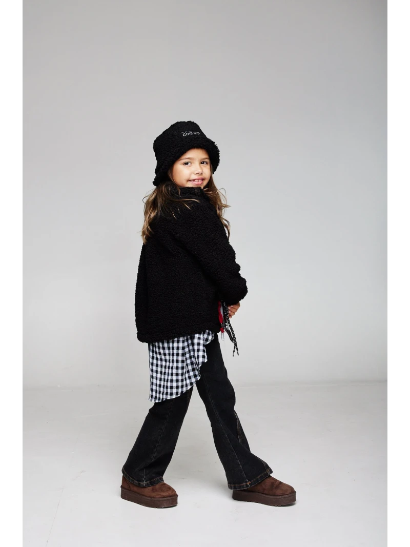 Dievčenský teddy kabát s príveskom chill out