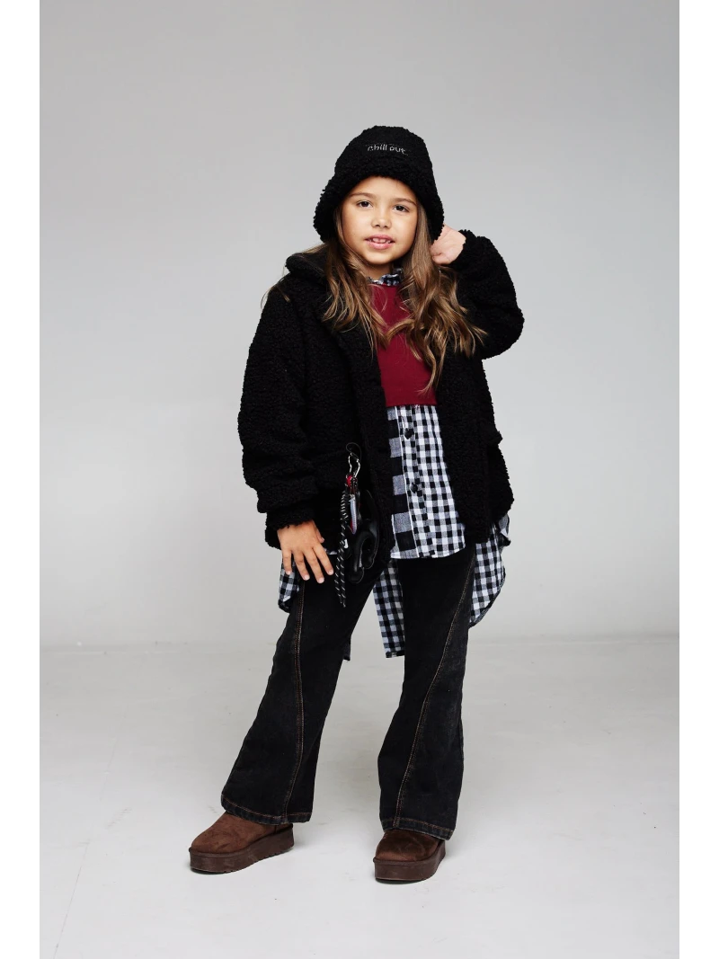 Dievčenský teddy kabát s príveskom chill out