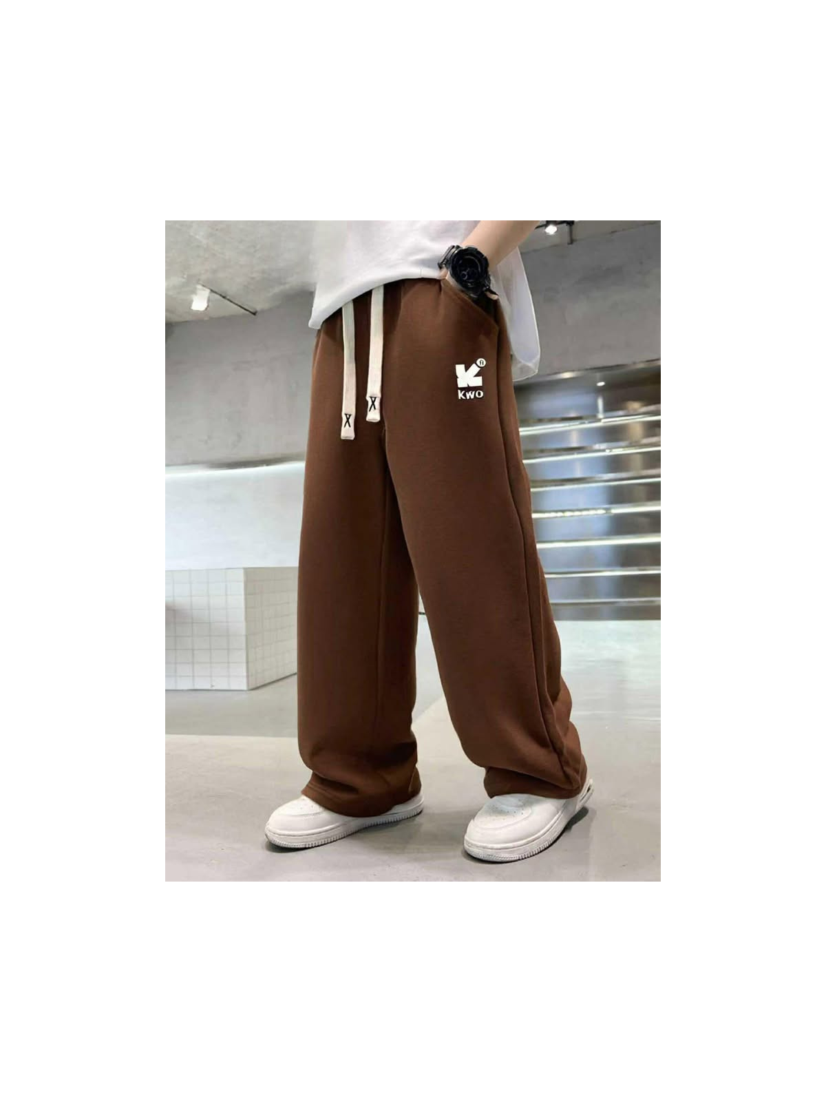 Chlapčenské tepláky široké