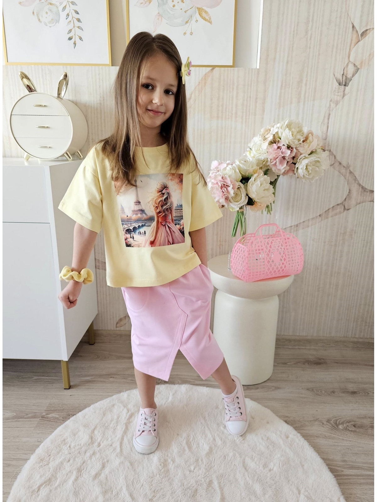 Dievčenská sukňa s rozparkom viac farieb