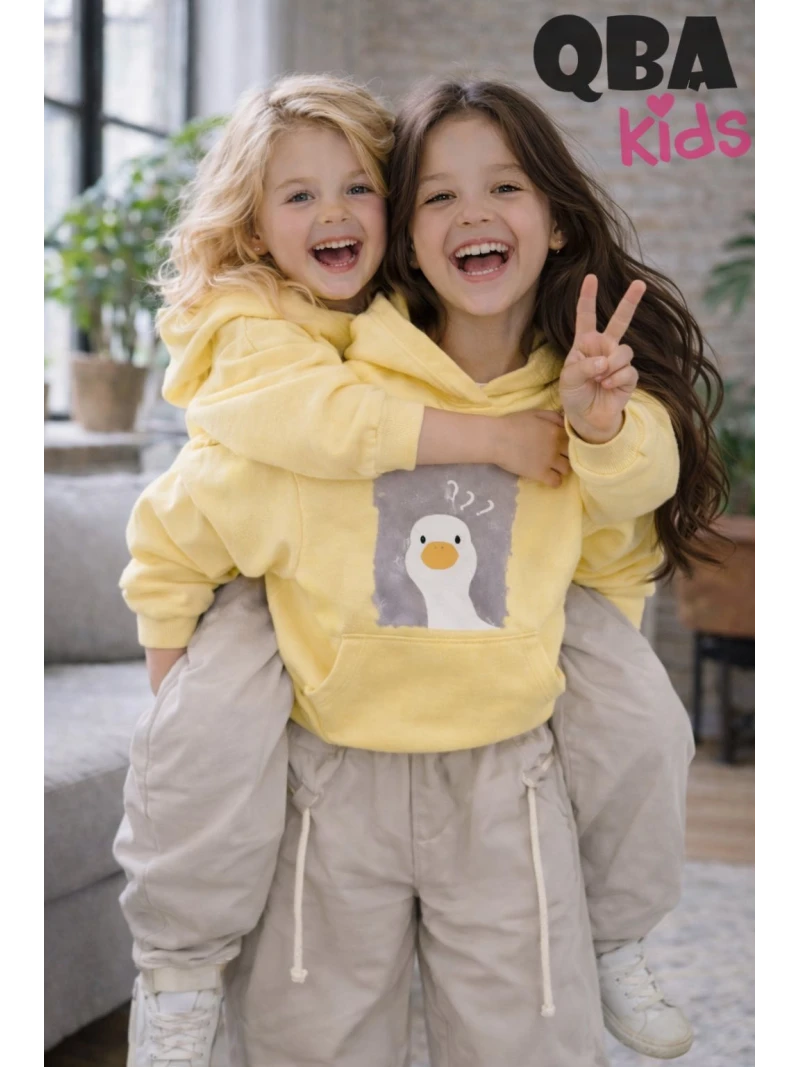 Dievčenské tepláky široké