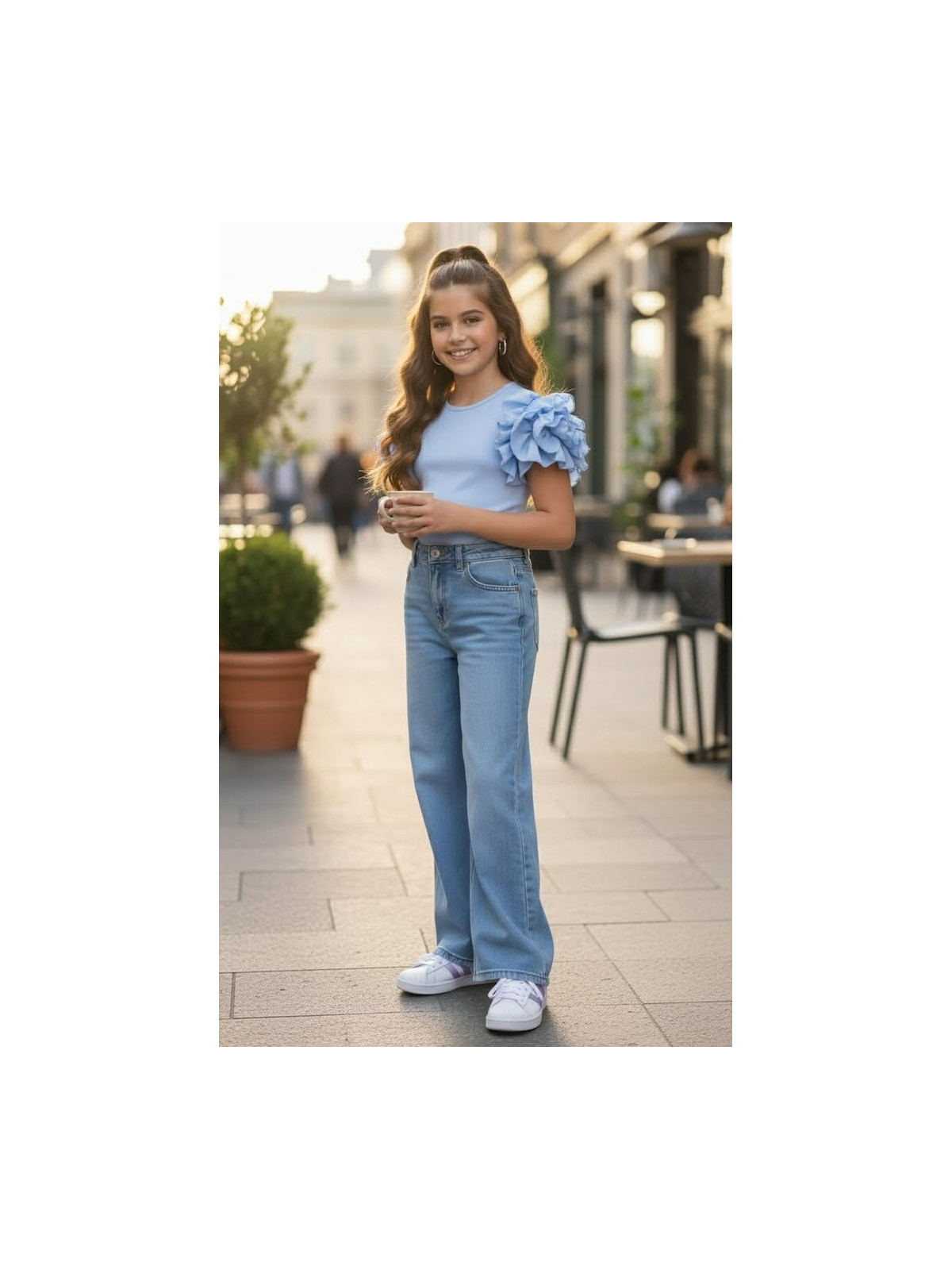 Dievčenské tričko s kvetmi na rukáve