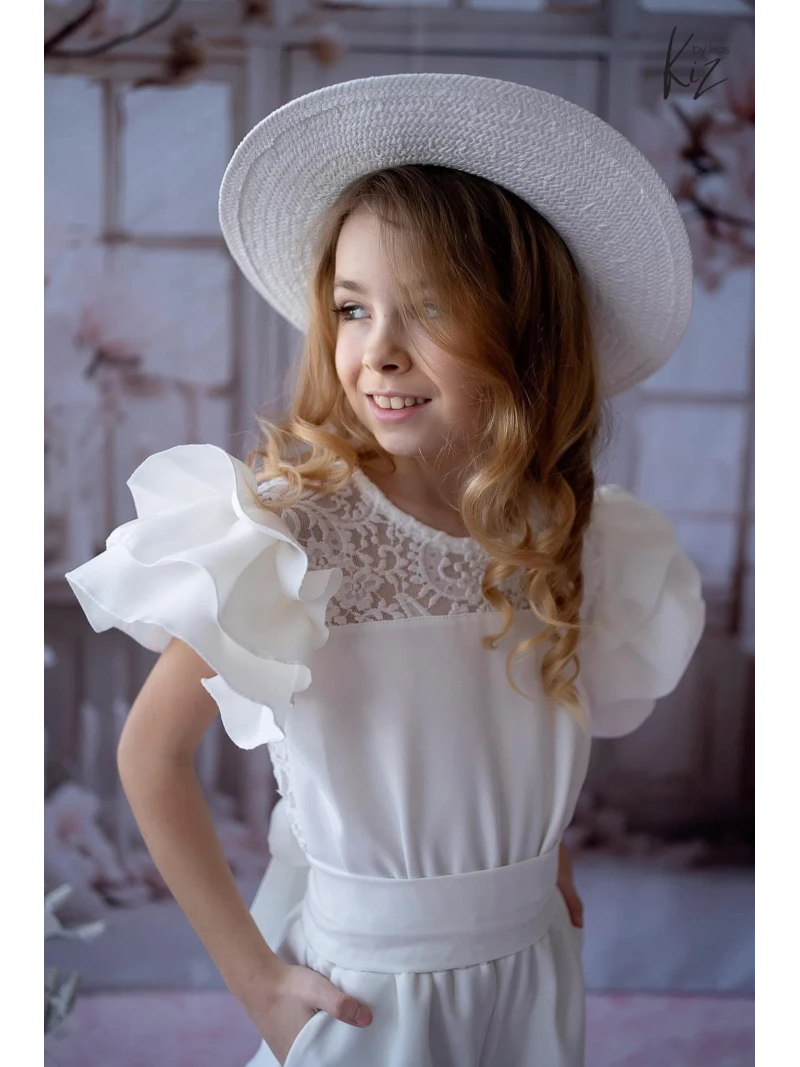 Dievčenský slávnostný overal s čipkou