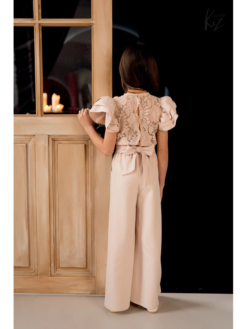 Dievčenský slávnostný overal s čipkou