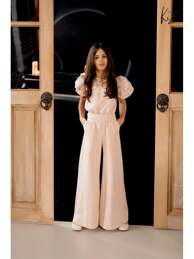 Dievčenský slávnostný overal s čipkou