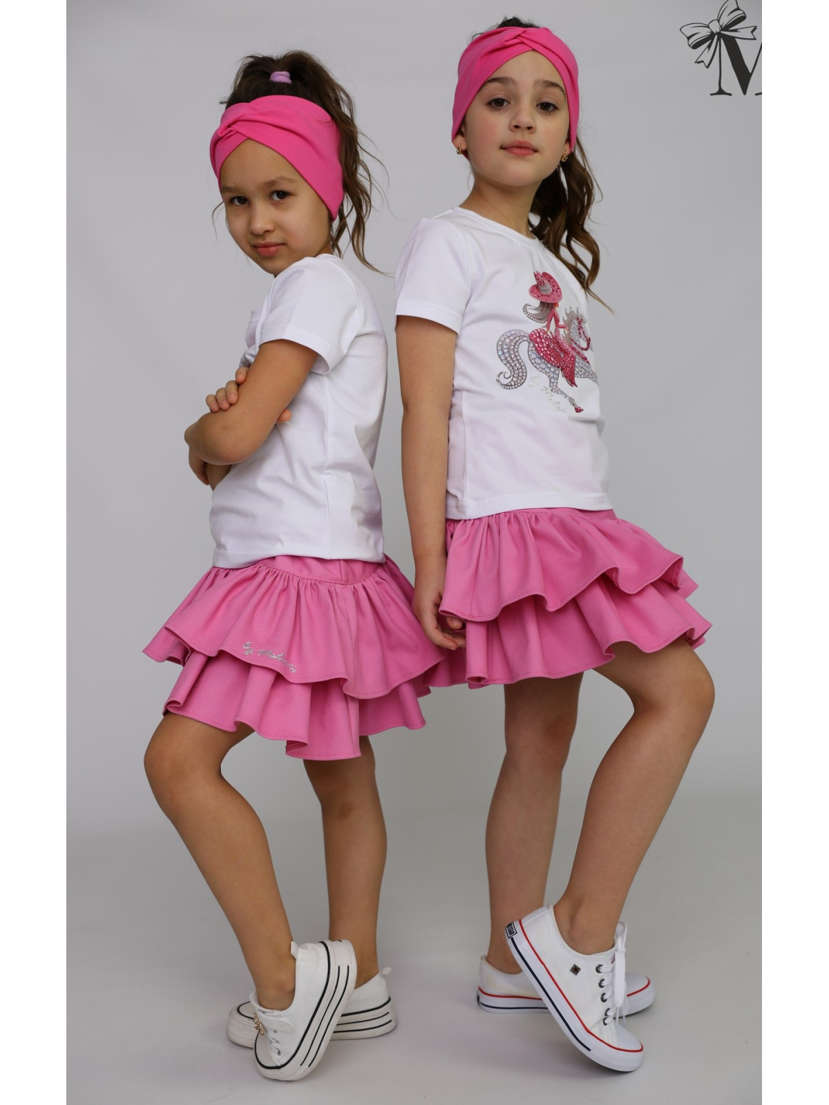 Dievčenské tričko s potlačou a zirkónmi Malami