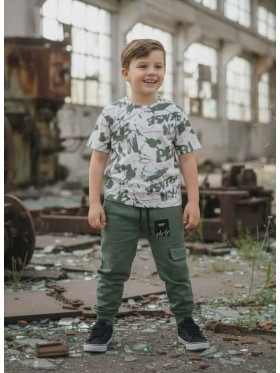 Chlapčenské tepláky s vreckami 2 farby