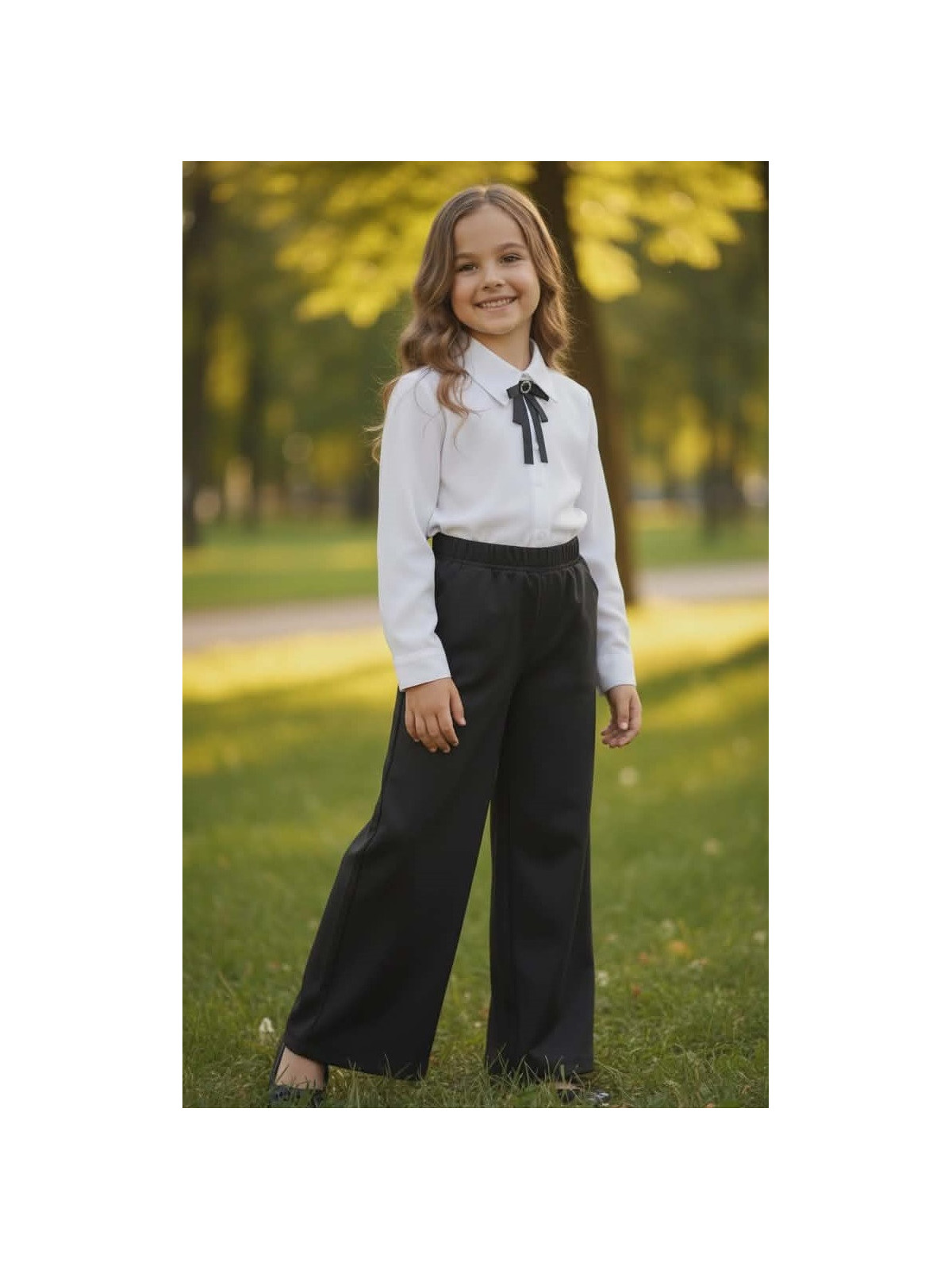 Dievčenské elegantné nohavice