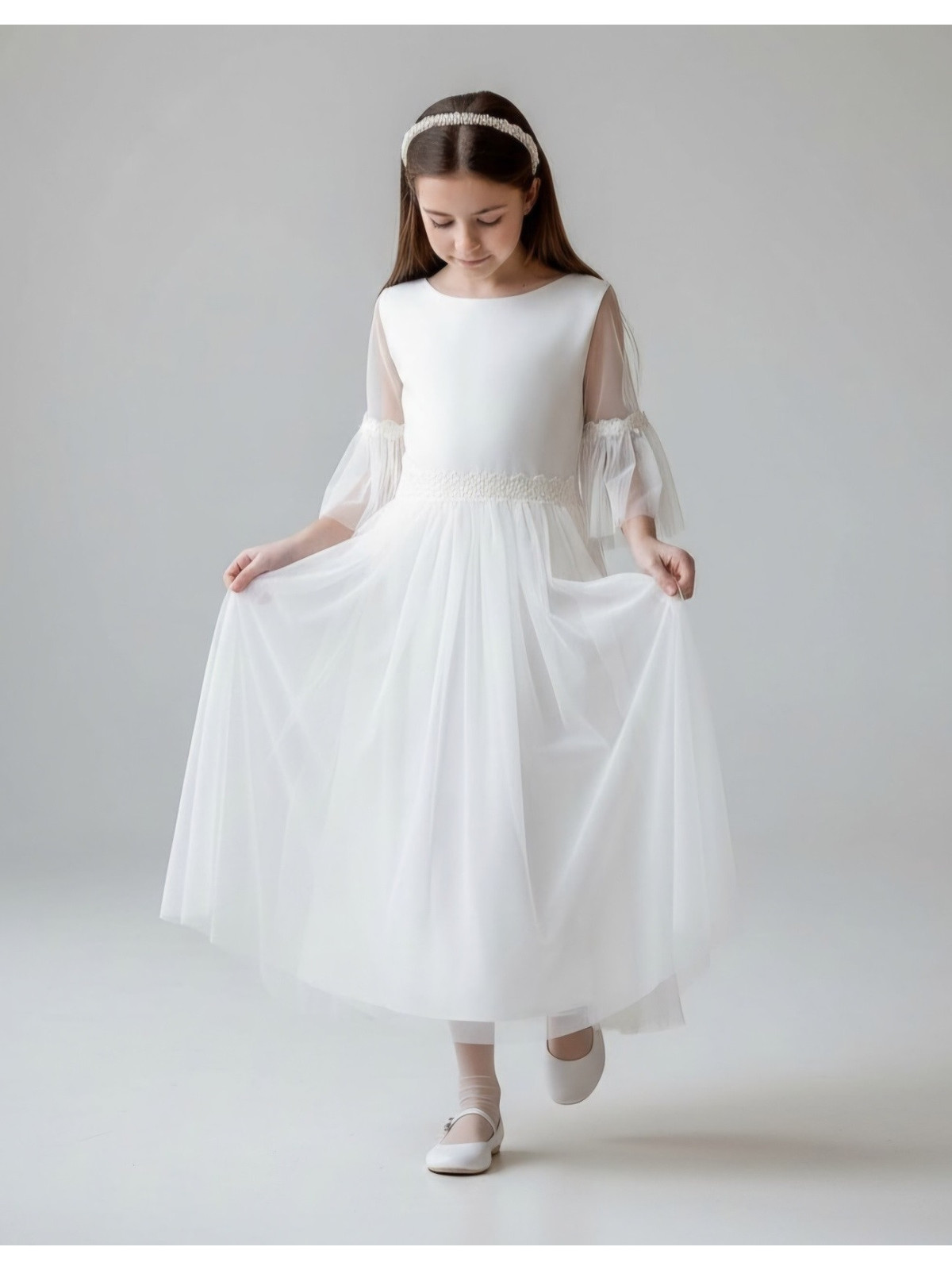 Dievčenské spoločenské šaty s čipkou