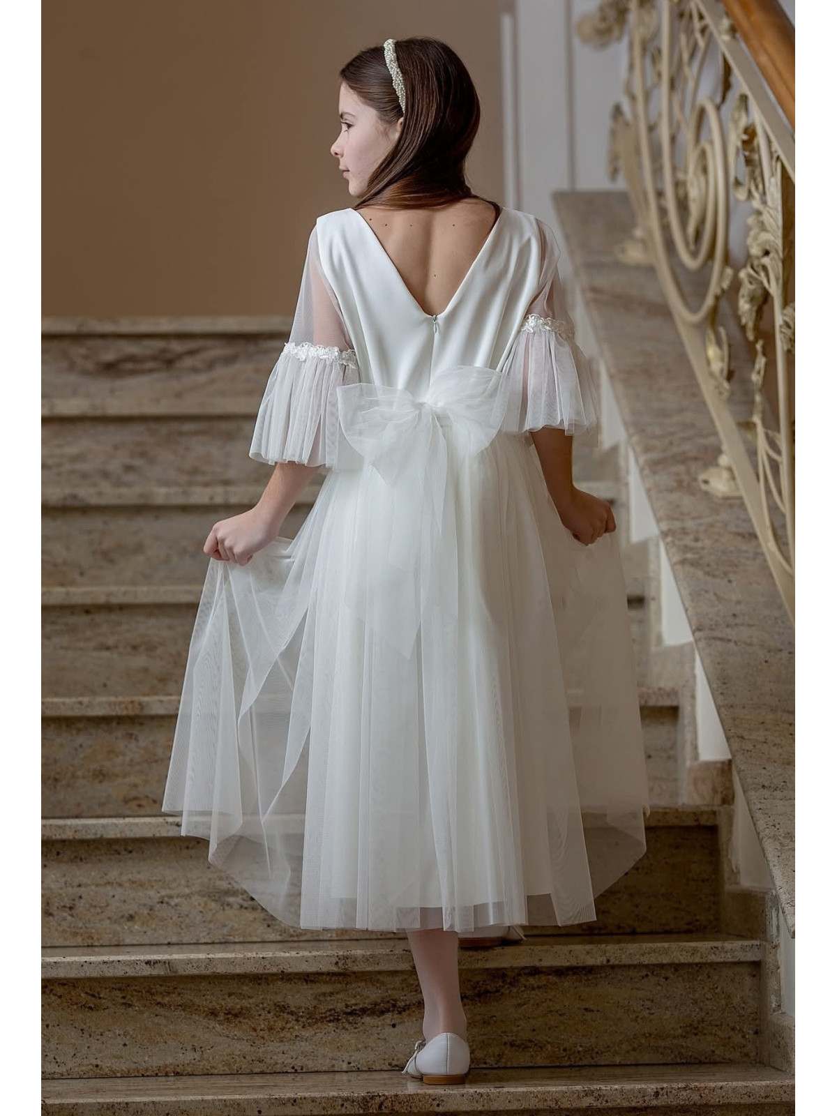 Dievčenské spoločenské šaty s čipkou