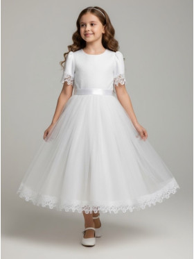 Dievčenské spoločenské šaty s čipkou na rukáve