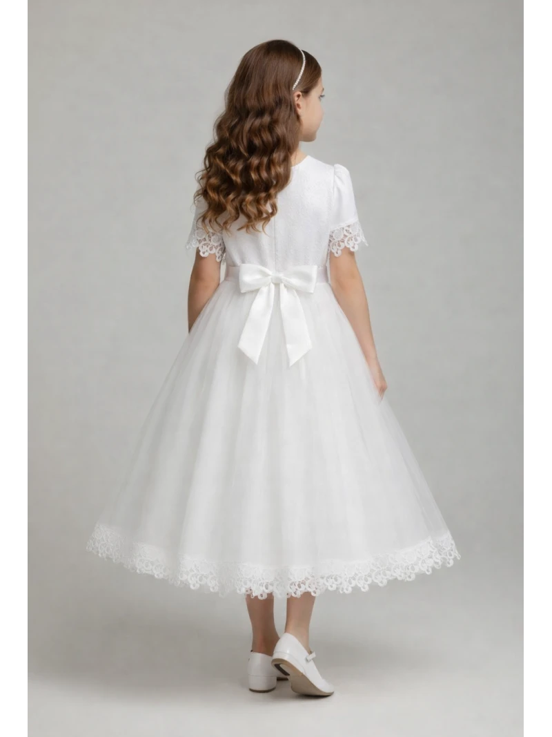 Dievčenské spoločenské šaty s čipkou na rukáve