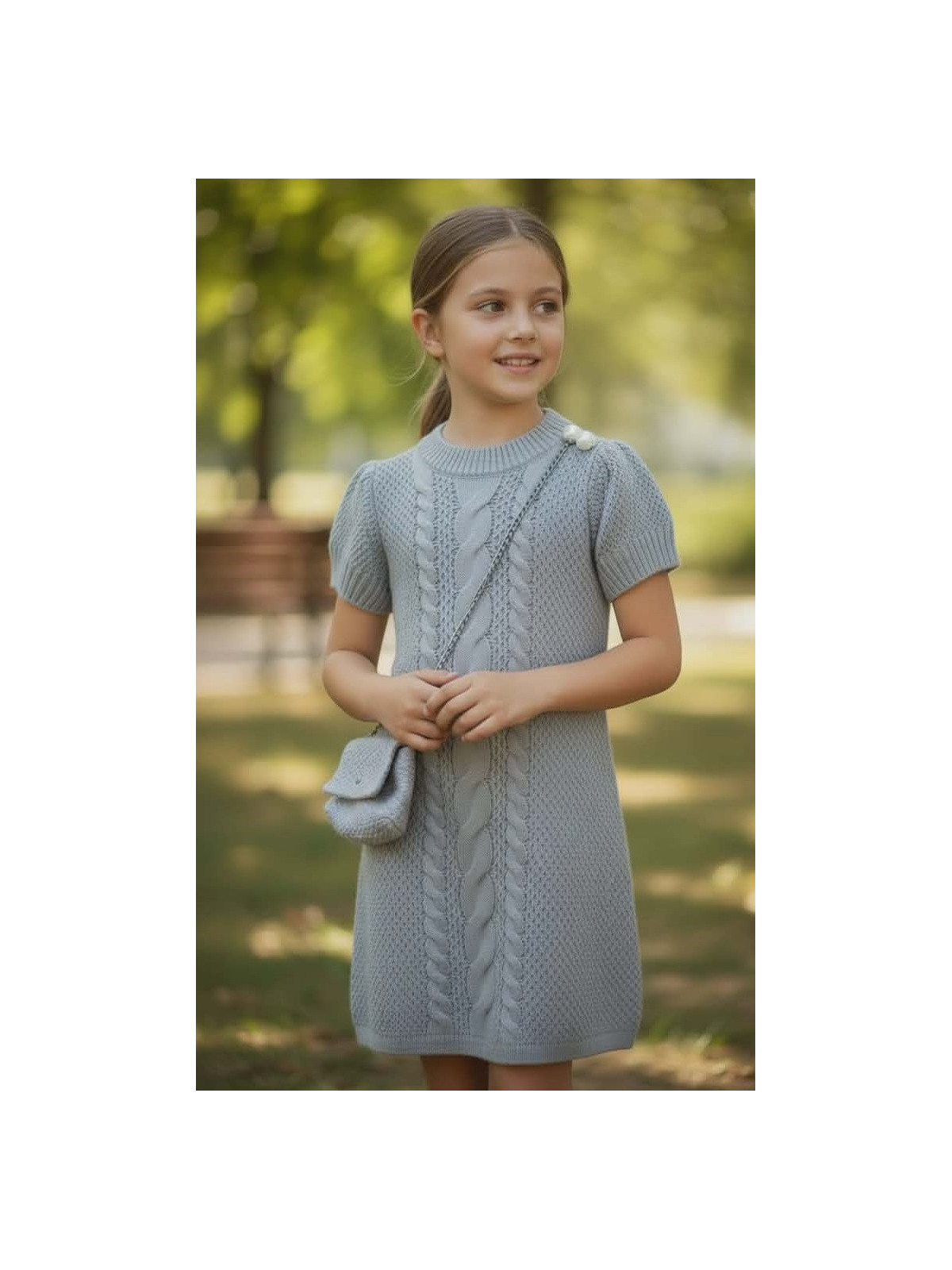 Dievčenské svetríkové šaty s kabelkou