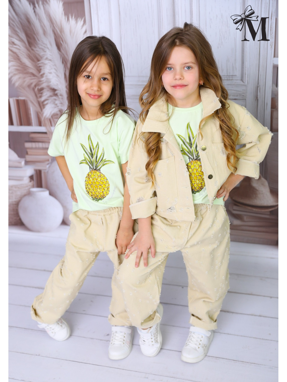 Dievčenské tričko s potlačou a zirkónmi Malami