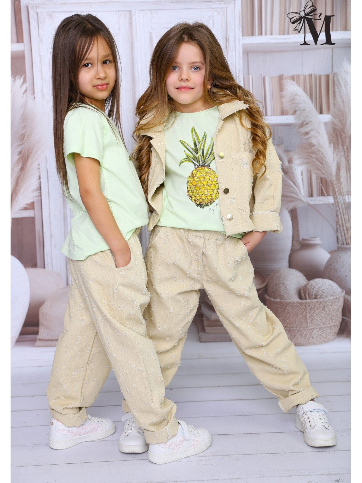 Dievčenské tričko s potlačou a zirkónmi Malami