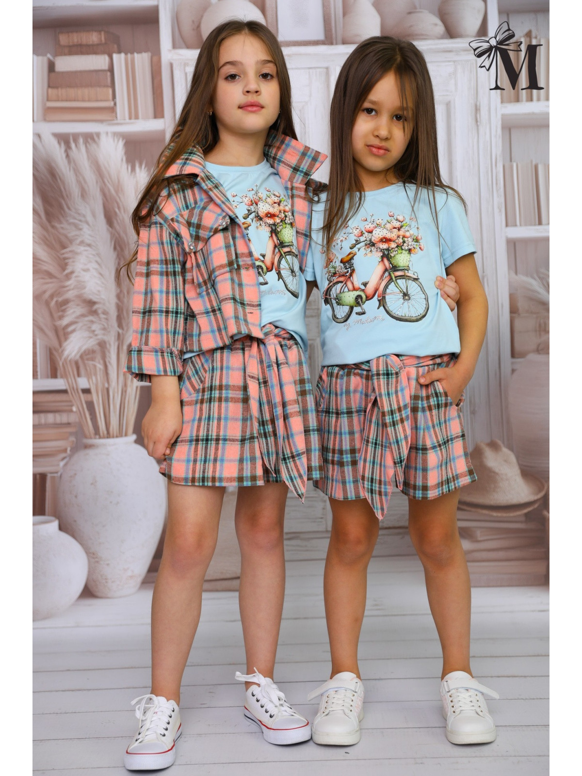 Dievčenské tričko s potlačou a zirkónmi Malami