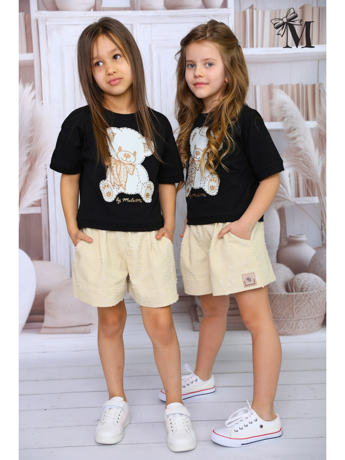 Dievčenské tričko s potlačou a zirkónmi Malami