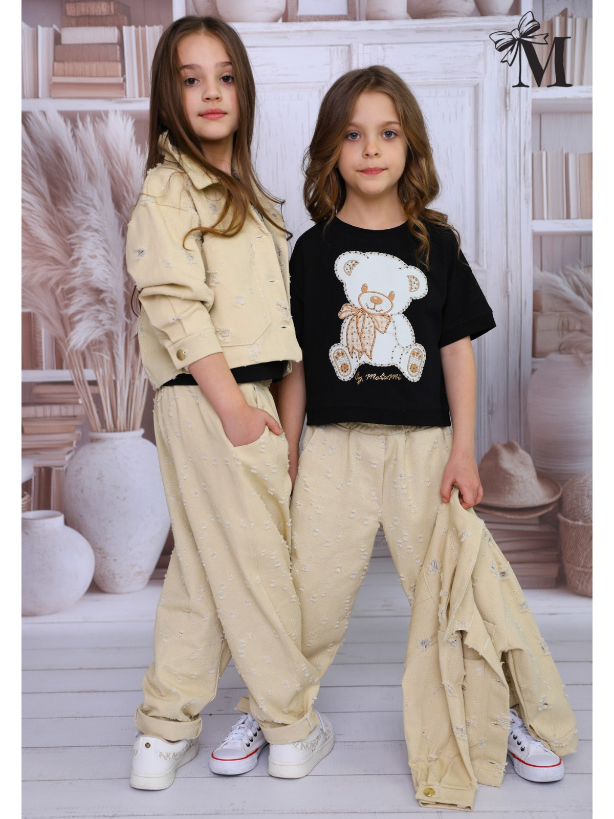 Dievčenské tričko s potlačou a zirkónmi Malami