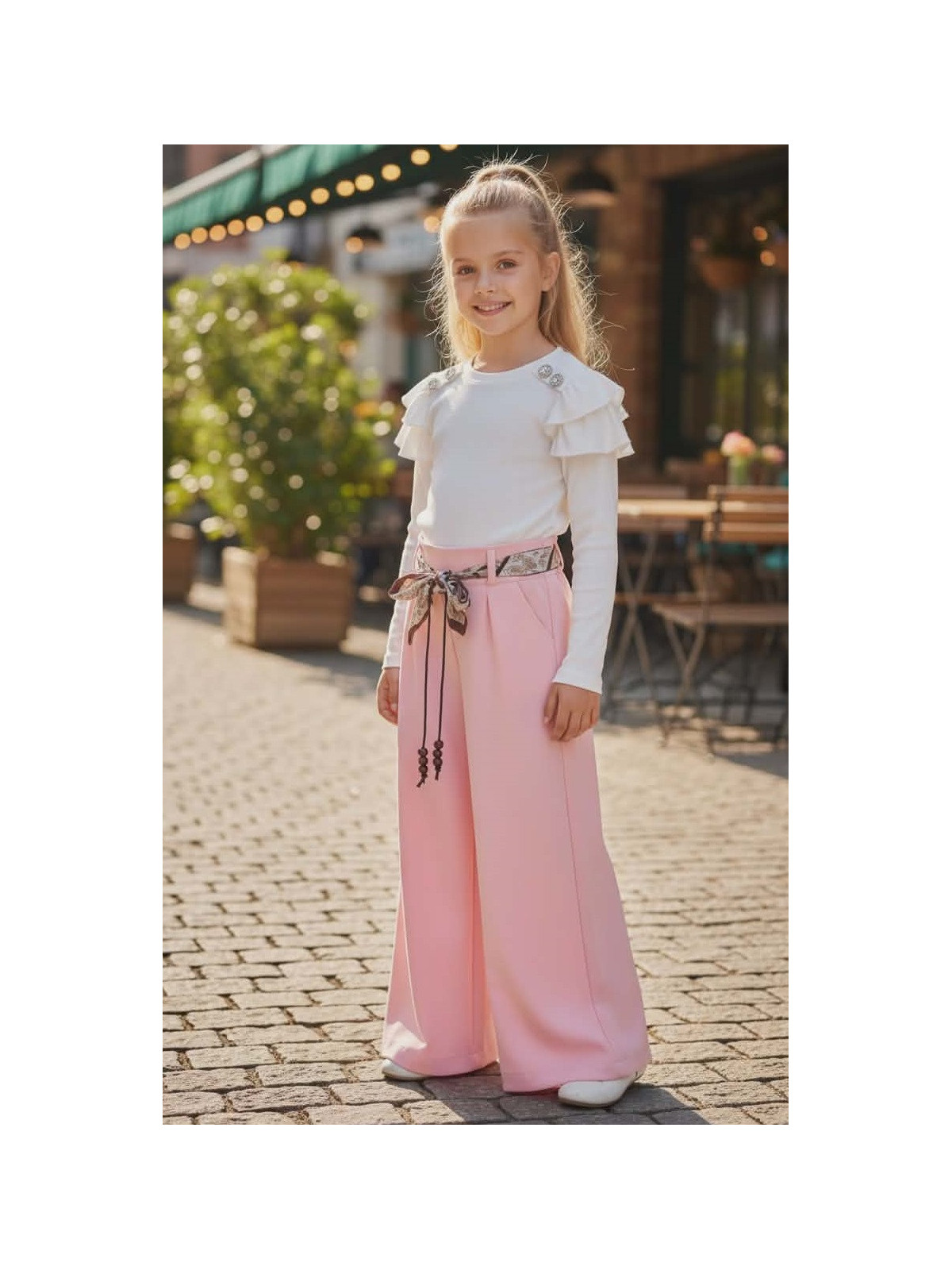 Dievčenské nohavice s opaskom