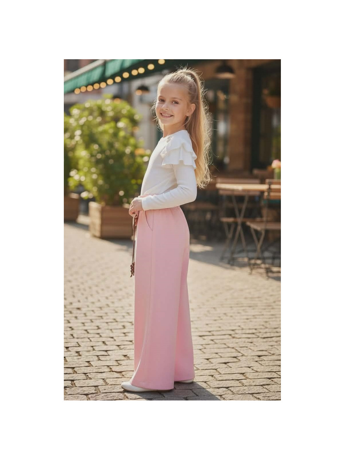 Dievčenské nohavice s opaskom