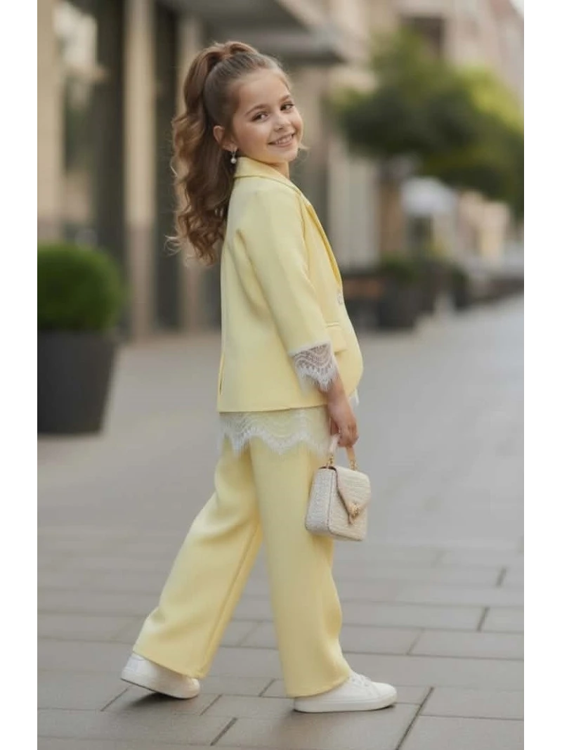 Dievčenské sako s čipkou