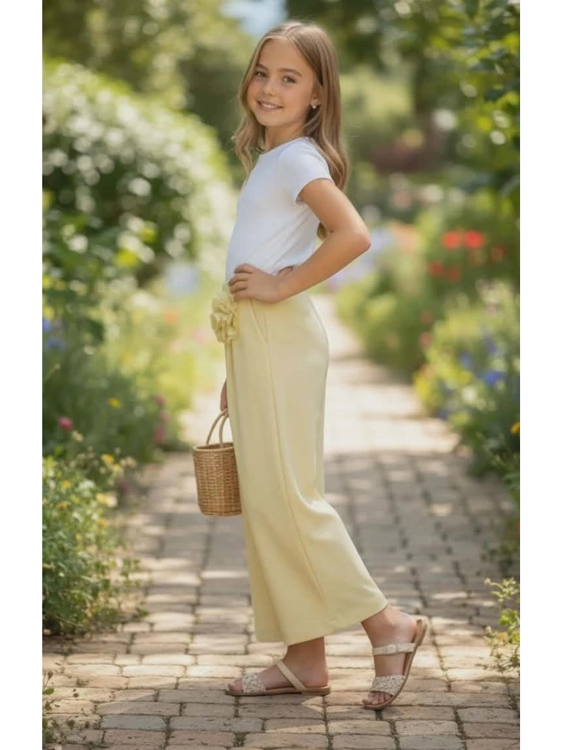 Dievčenské nohavice s kvetom