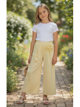 Dievčenské nohavice s kvetom