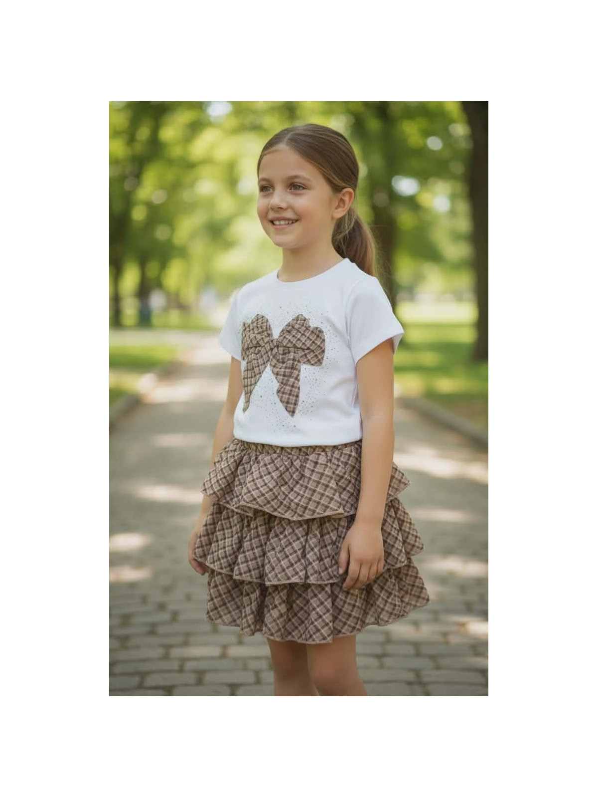 Dievčenský komplet-tričko a sukňa