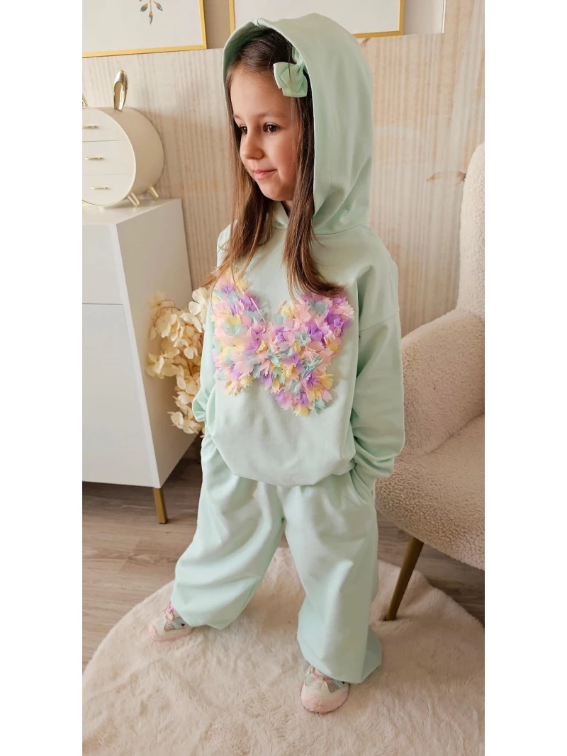 Dievčenská mikina s 3D motýľom