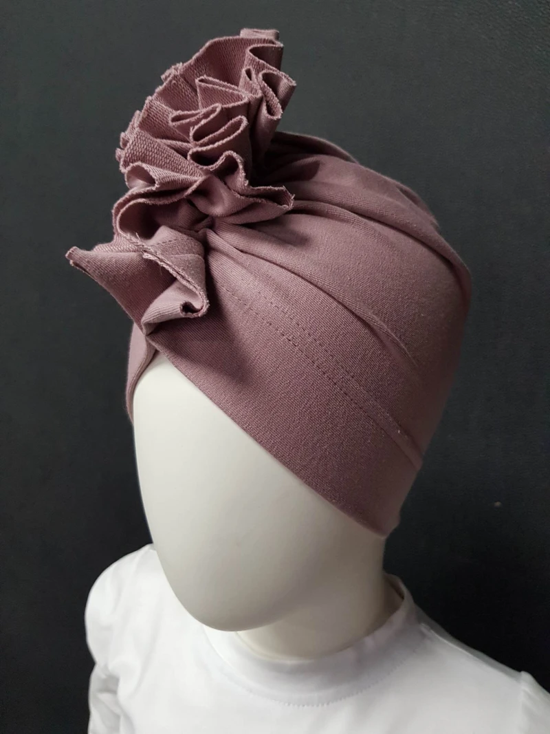 Dievčenský turban v dvoch farbách